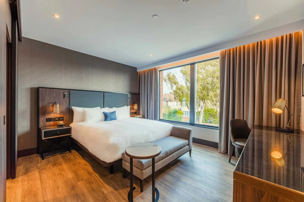 Darwin King Studio The Fellows House